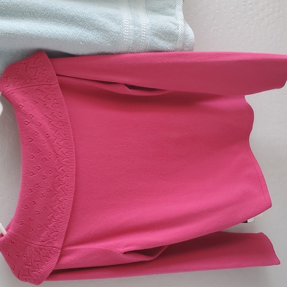 Sweater - Picture 2 of 3